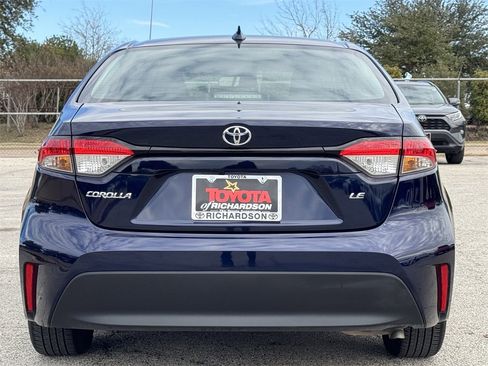 Used 2024 Toyota Corolla LE image 5