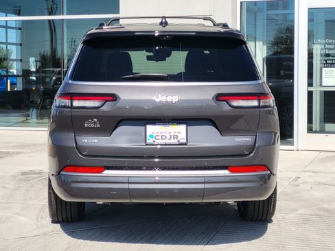 Used 2026 Jeep Grand Cherokee L Summit AWD/4WD image 6
