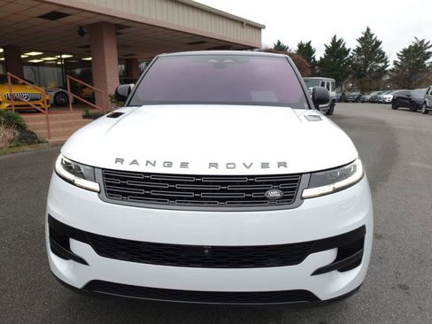 Used 2017 Land Rover Range Rover Sport HSE AWD/4WD image 6