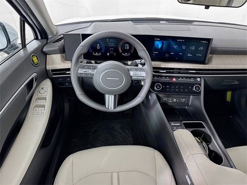 New 2025 Hyundai Sonata SEL image 18