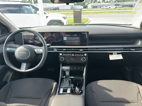 New 2026 Hyundai Tucson SEL FWD image 11