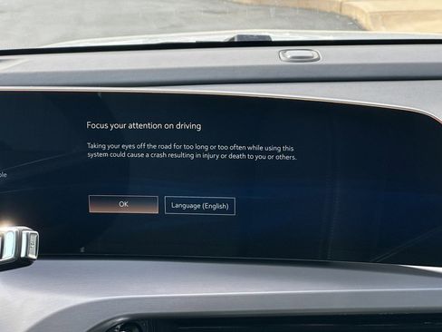 New 2026 Cadillac Vistiq Sport image 12