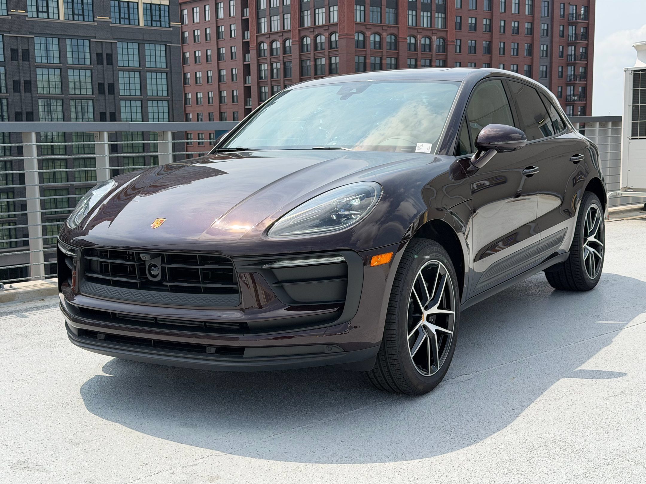 Used 2026 Porsche Macan AWD/4WD image 1