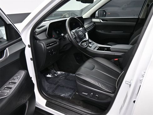 Used 2023 Hyundai Palisade XRT image 2
