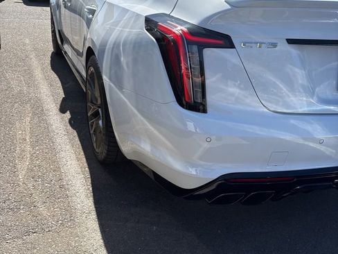 Used 2024 Cadillac CT5 V Blackwing w/ Parking Package RWD image 10