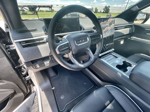 New 2026 GMC Sierra EV Elevation image 13