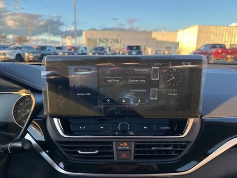 New 2025 Nissan Altima 2.5 SR w/ SR Premium Package image 18