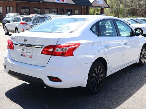 Used 2019 Nissan Sentra S image 6