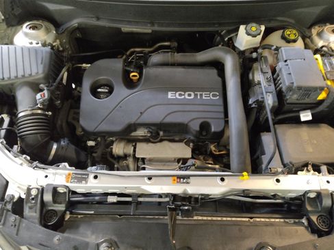 Used 2019 Chevrolet Equinox LT FWD image 30