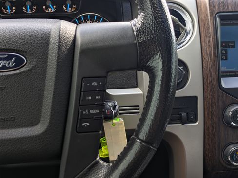 Used 2014 Ford F150 Lariat w/ Equipment Group 502A Luxury image 26