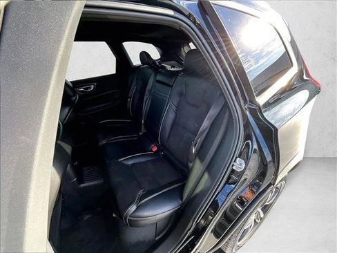 Used 2019 Volvo XC60 T8 R-Design w/ Protection Package Premier image 28