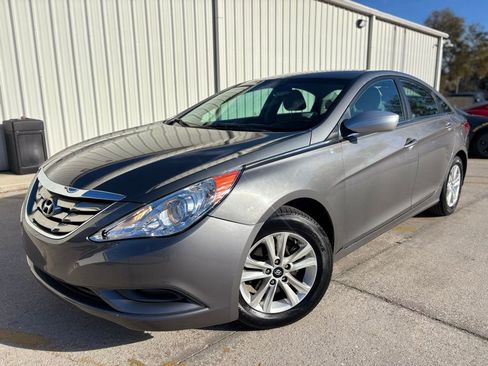 Used 2013 Hyundai Sonata GLS image 1