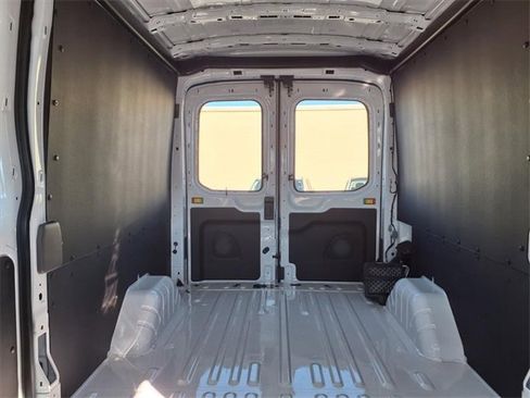 New 2025 Ford Transit 250 148 Medium Roof image 13
