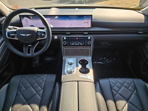 Used 2025 Genesis GV80 3.5T Prestige AWD/4WD image 9
