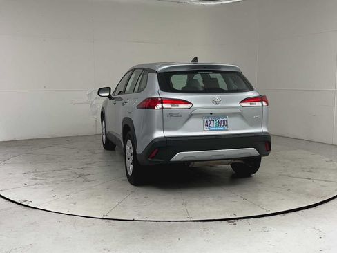 Used 2022 Toyota Corolla Cross L AWD/4WD image 3