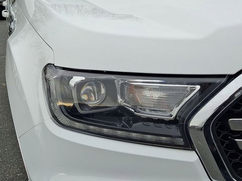 Used 2022 Ford Ranger Lariat w/ Trailer Tow Package image 9