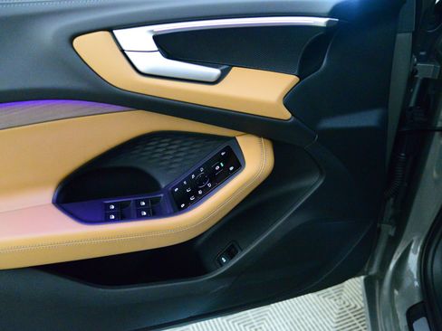 Certified 2025 Audi A5 2.0T Premium w/ Convenience Package image 9