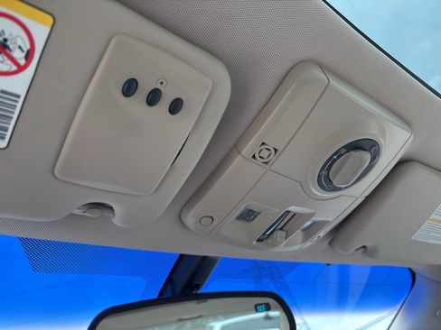 Used 2004 Cadillac CTS 3.6 w/ Preferred Equipment Group image 32