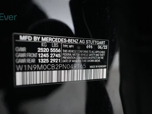 Used 2023 Mercedes-Benz EQB 250+ image 28
