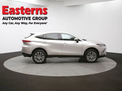 Used 2023 Toyota Venza Limited AWD/4WD image 40