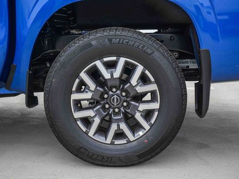 New 2026 Nissan Frontier SV w/ Tow Package AWD/4WD image 10