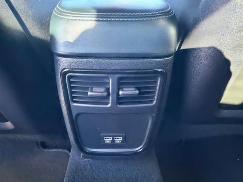 Used 2023 Dodge Charger R/T w/ Blacktop Package image 27