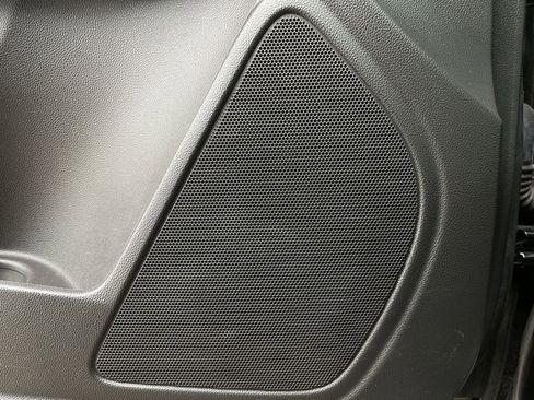 Used 2022 Chevrolet Colorado Z71 w/ Z71 Midnight Edition image 22