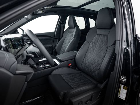 New 2025 Audi SQ5 Premium Plus image 14