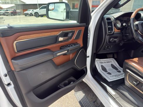 Used 2019 RAM 1500 Limited AWD/4WD image 13