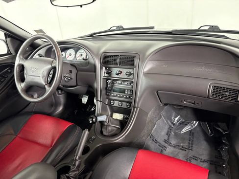 Used 2004 Ford Mustang GT RWD image 29
