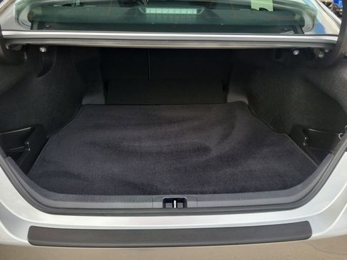 Used 2024 Toyota Camry SE w/ Convenience Package image 30