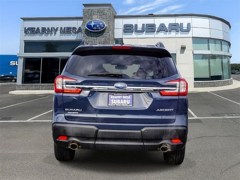 Used 2024 Subaru Ascent Premium w/ Convenience Package image 5