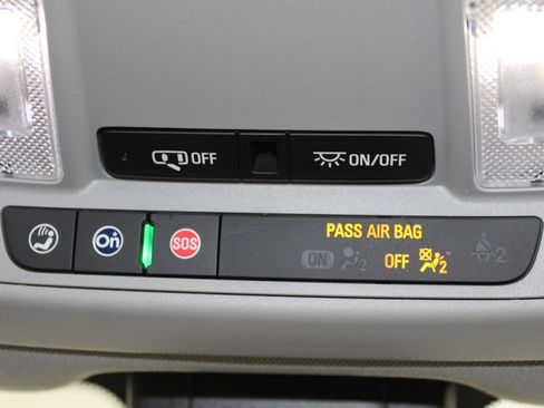 Used 2024 GMC Terrain SLT image 53