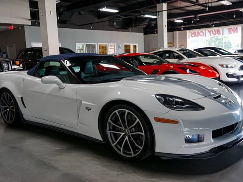 Used 2013 Chevrolet Corvette 427 w/ 1SC Preferred Equipment Group RWD image 59