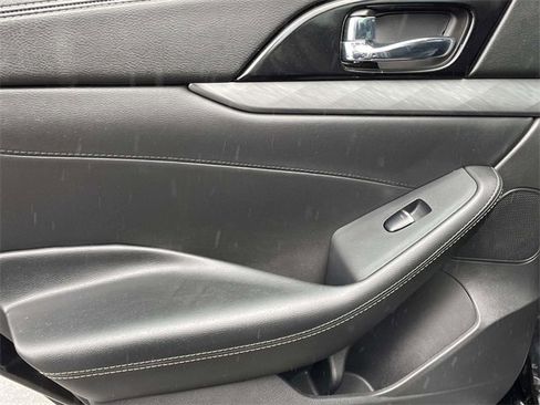 Used 2018 Nissan Maxima 3.5 SL image 9