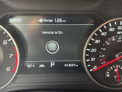 Used 2019 Kia Stinger GT2 AWD/4WD image 32