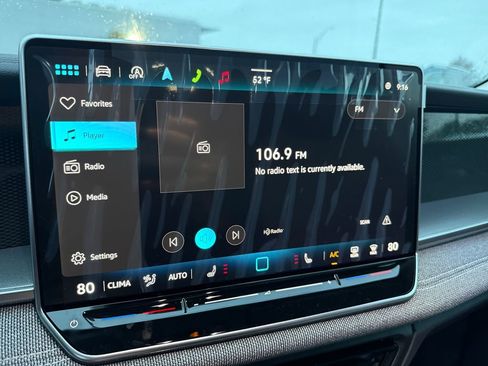 New 2025 Volkswagen Tiguan S image 8