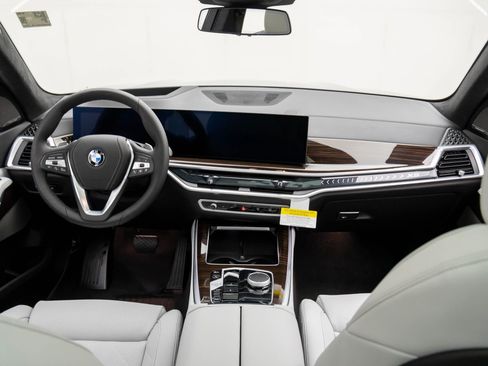 New 2026 BMW X5 xDrive40i image 10