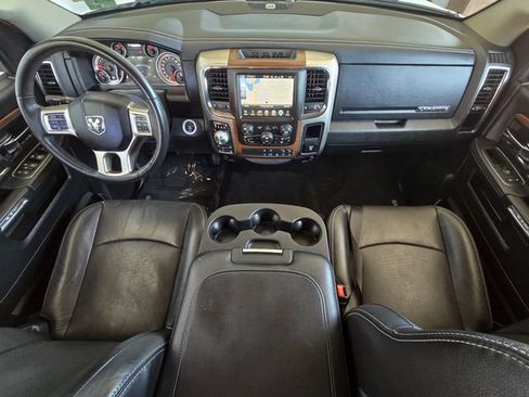 Used 2015 RAM 1500 Laramie w/ Convenience Group AWD/4WD image 9