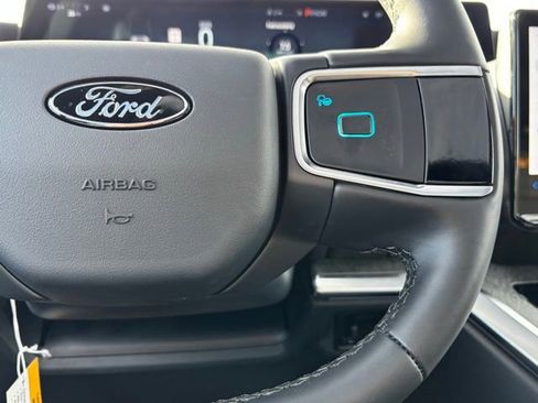 New 2026 Ford Expedition Tremor image 34