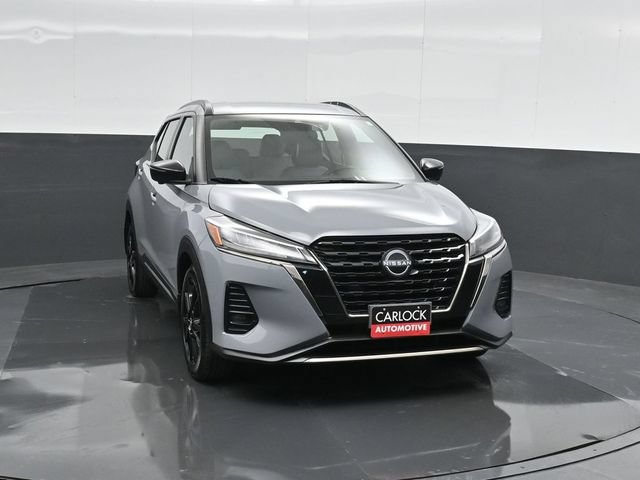 Used 2024 Nissan Kicks SR w/ SR Premium Package FWD image 7