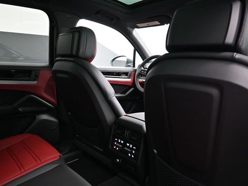 New 2026 Porsche Cayenne E-Hybrid image 7
