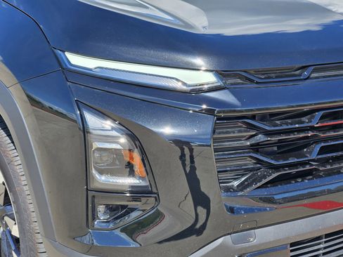 Certified 2025 Chevrolet Equinox RS w/ Safety and Technology Package image 10