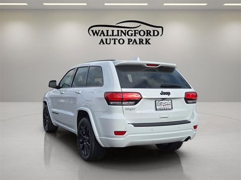 Used 2019 Jeep Grand Cherokee Altitude image 6