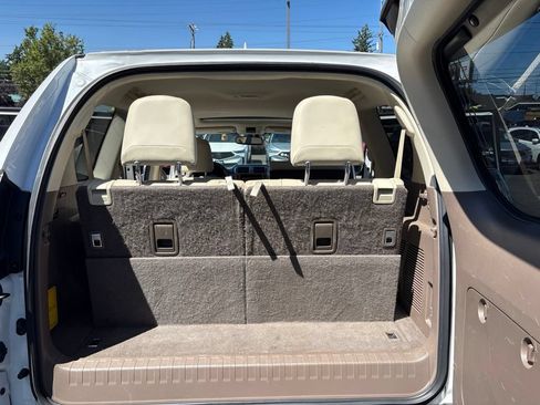 Used 2015 Lexus GX 460 w/ Premium Package AWD/4WD image 31