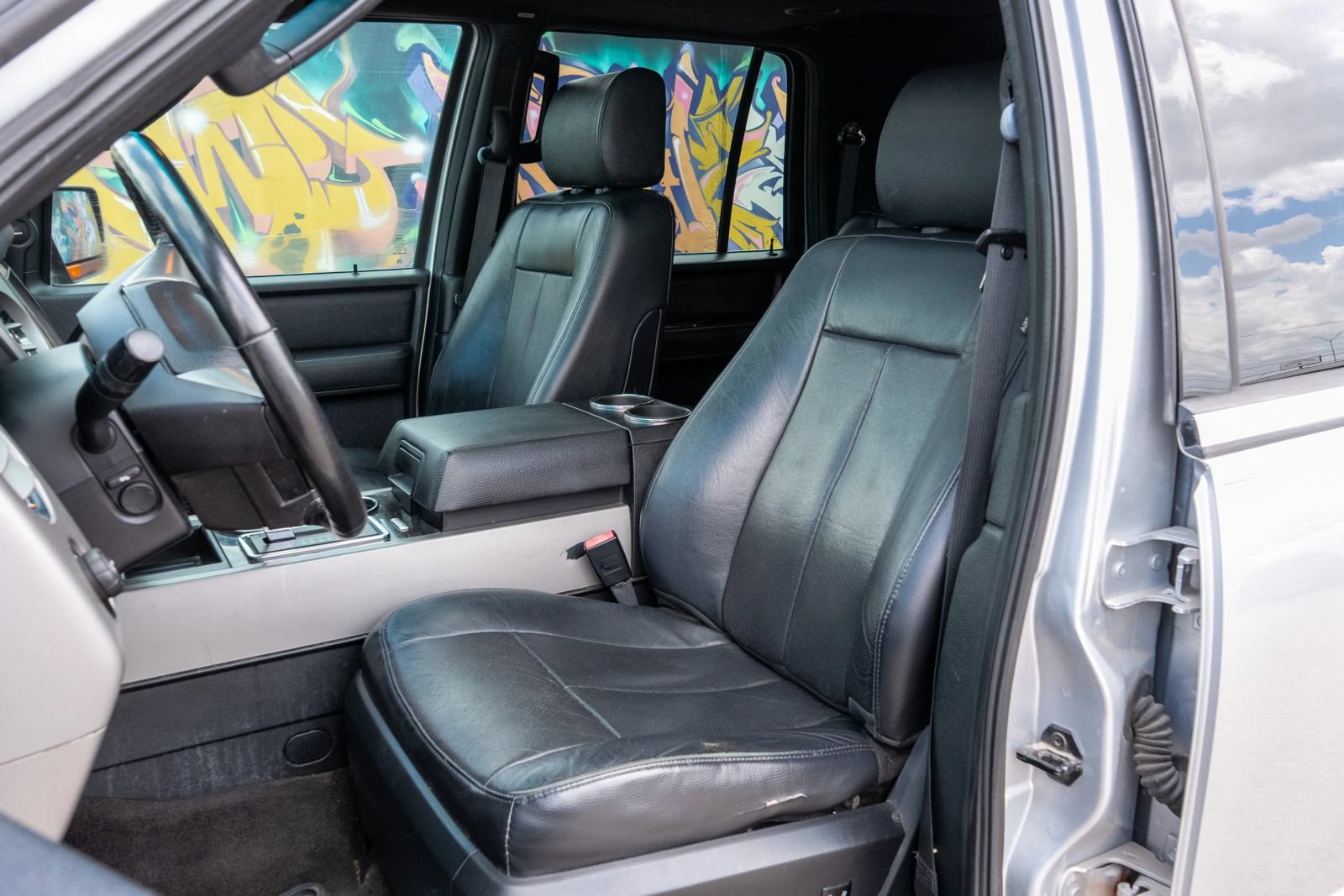 Used 2015 Ford Expedition EL Limited w/ Equipment Group 301A RWD image 23