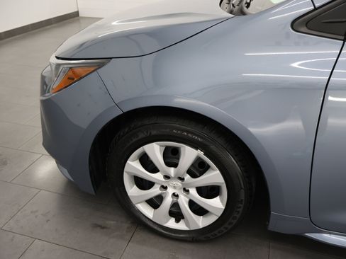 Used 2024 Toyota Corolla LE FWD image 31