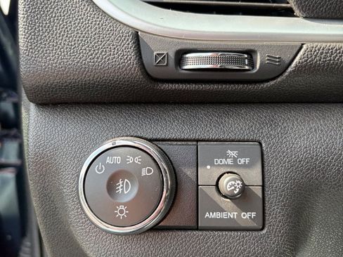 Used 2017 Chevrolet Traverse LT w/ Style and Technology Package AWD/4WD image 12