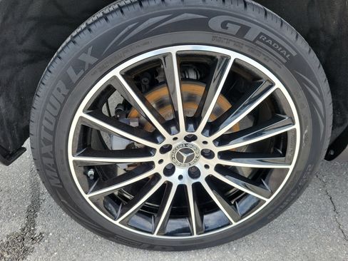 Used 2021 Mercedes-Benz GLC 300 image 29