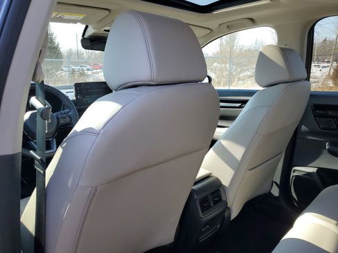 Used 2025 Honda CR-V EX-L image 28